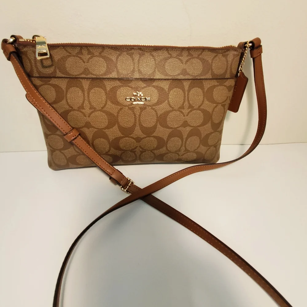 Coach Women's Crossbody Bag - Picture 2 of 5
